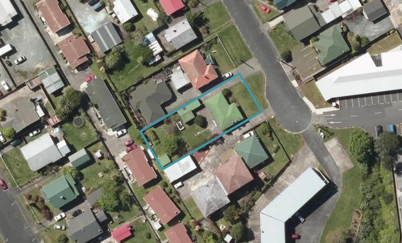6 Cooke Street, Avenues, Whangarei - Carousel 1