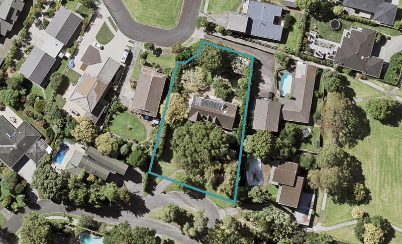 10 Meanda Gardens, Sunnyhills, Auckland - Carousel 1