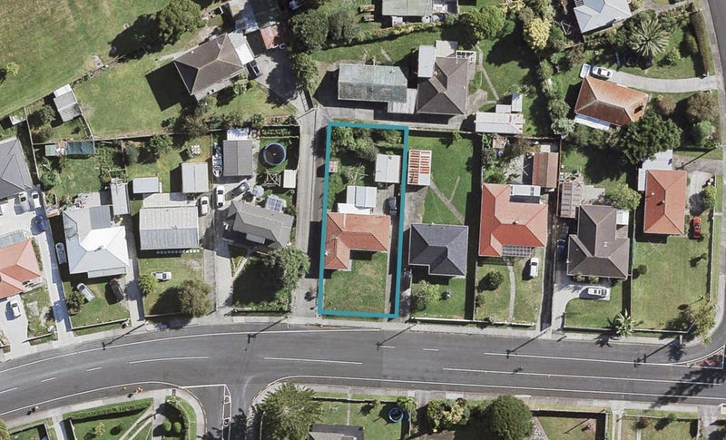 44 McAnnalley Street, Manurewa East, Auckland - Carousel 1