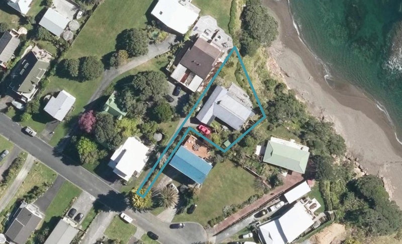 22 Rewa Place, Russell, Russell - Carousel 1