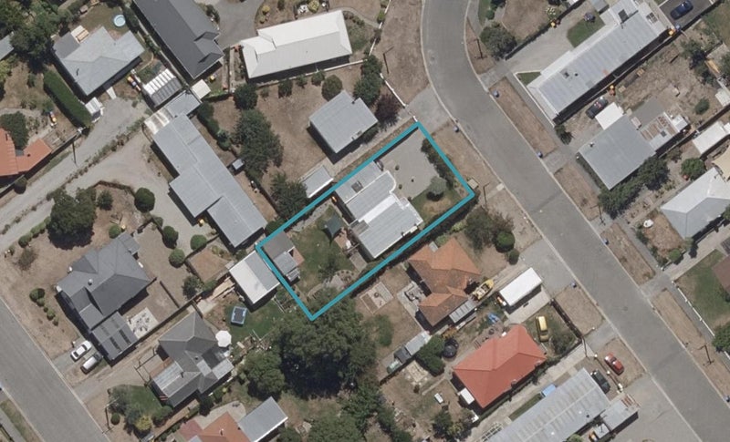8 Finlay Street, Alexandra, Alexandra - Carousel 1