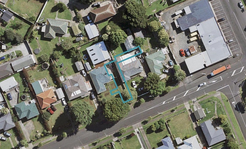 8/64 Puriri Road, Manurewa, Auckland - Carousel 1