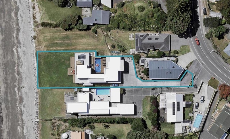 49 Wharemauku Road, Raumati Beach, Paraparaumu - Carousel 1