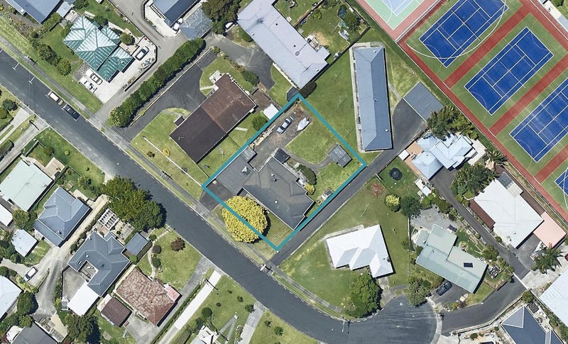 52 Twentysecond Avenue, Gate Pa, Tauranga - Carousel 1