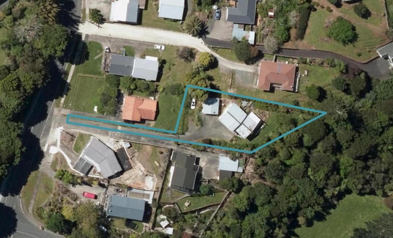 12 Memorial Drive, Parahaki, Whangarei - Carousel 1