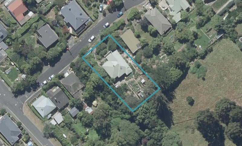 10 Cardigan Street, North East Valley, Dunedin - Carousel 1