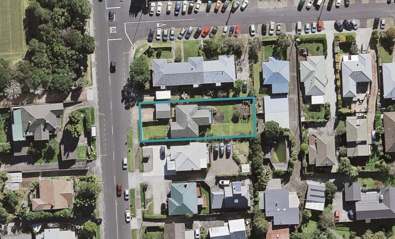123 Birkenhead Avenue, Birkenhead, Auckland - Carousel 1