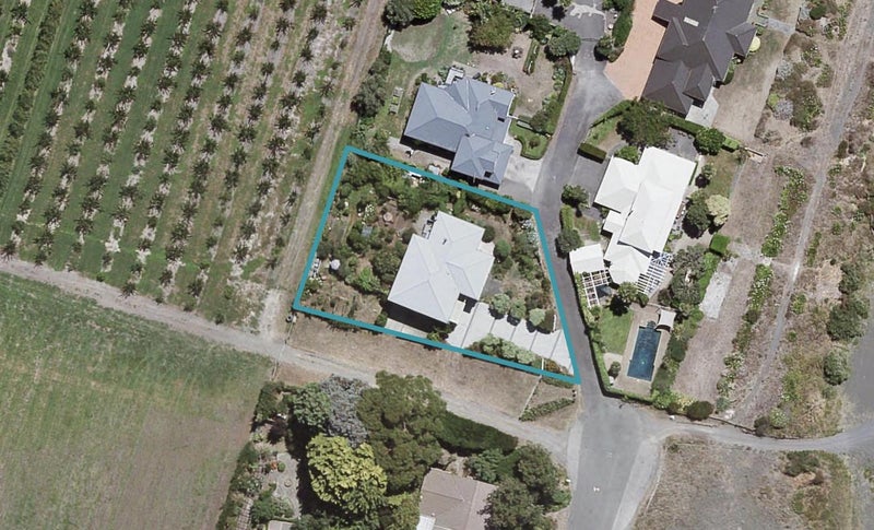 84 Le Quesne Road, Bay View, Napier - Carousel 1
