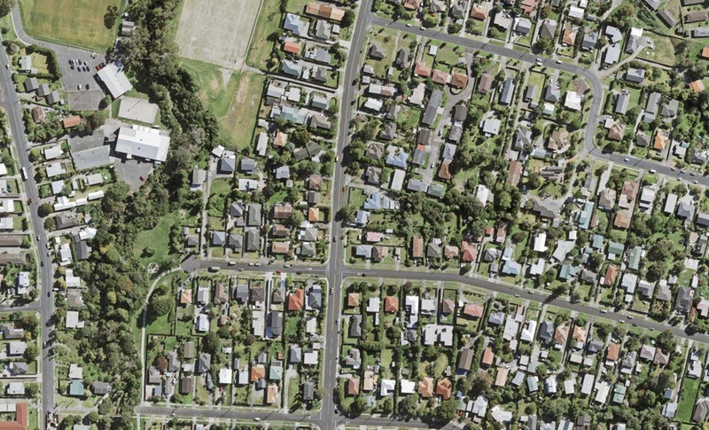 34 Captain Scott Road, Glen Eden, Auckland - Carousel 1