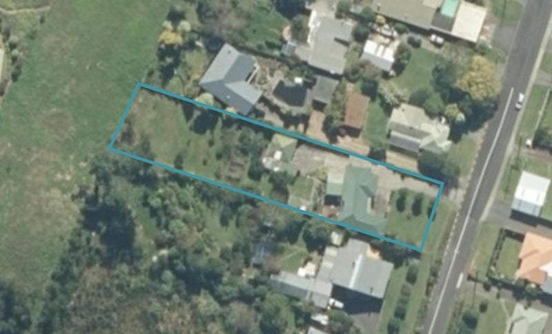 24 Claremont Avenue, Paeroa, Paeroa - Carousel 1