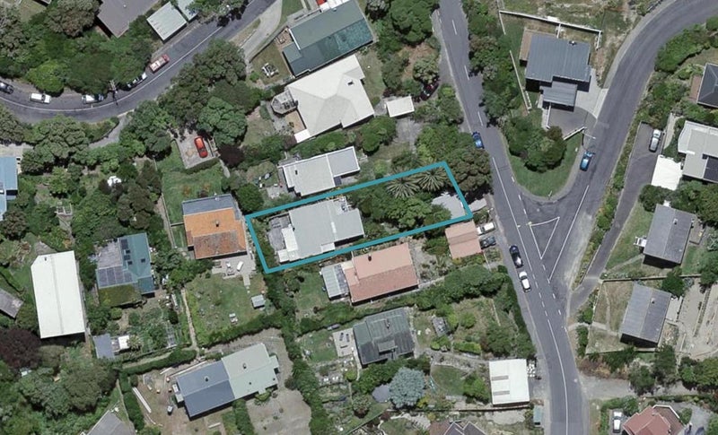 64 Beacon Hill Road, Strathmore Park, Wellington - Carousel 1