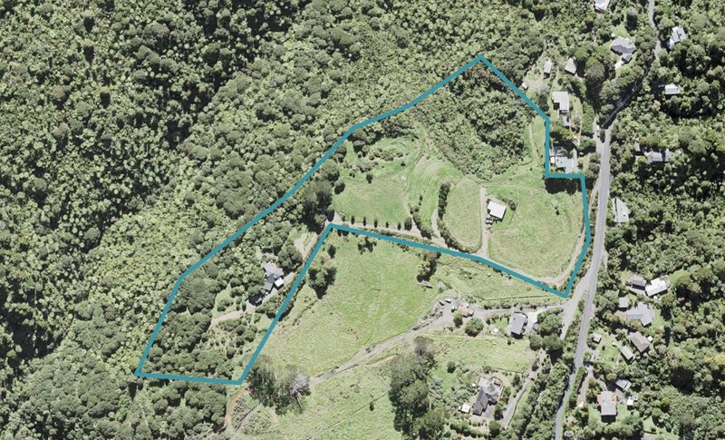 309 Forest Road, WAIATARUA, AUCKLAND - Carousel 1