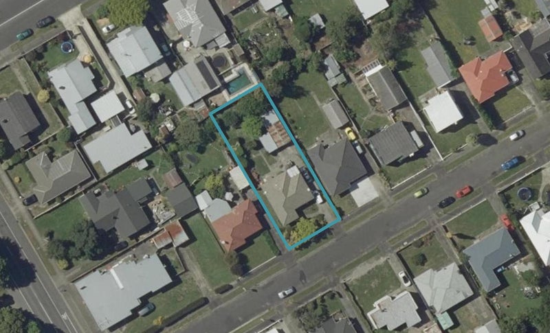 15 Rewa Street, Takaro, Palmerston North - Carousel 1