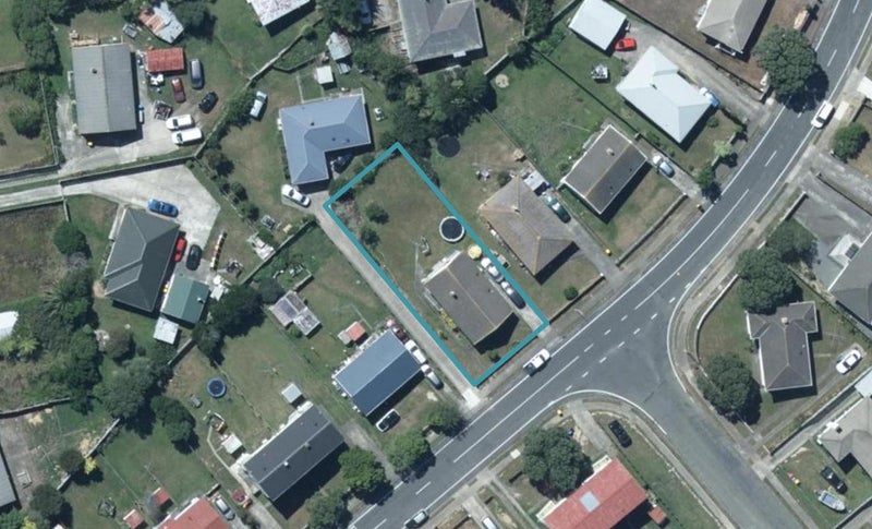 53 Corinna Street, Waitangirua, Porirua - Carousel 1