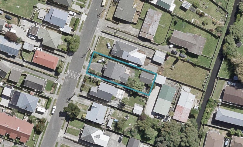 32 Awamutu Grove, Waiwhetu, Lower Hutt - Carousel 1