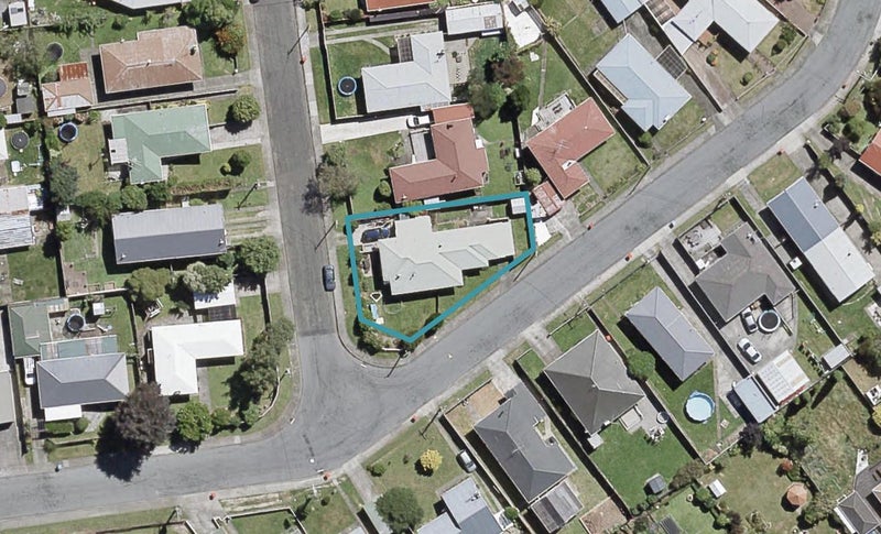 1/31 Rosina Street, Clouston Park, Upper Hutt - Carousel 1