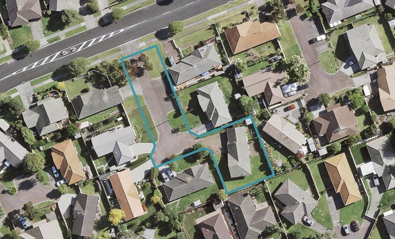 109 Riverton Drive, Randwick Park, Auckland - Carousel 1