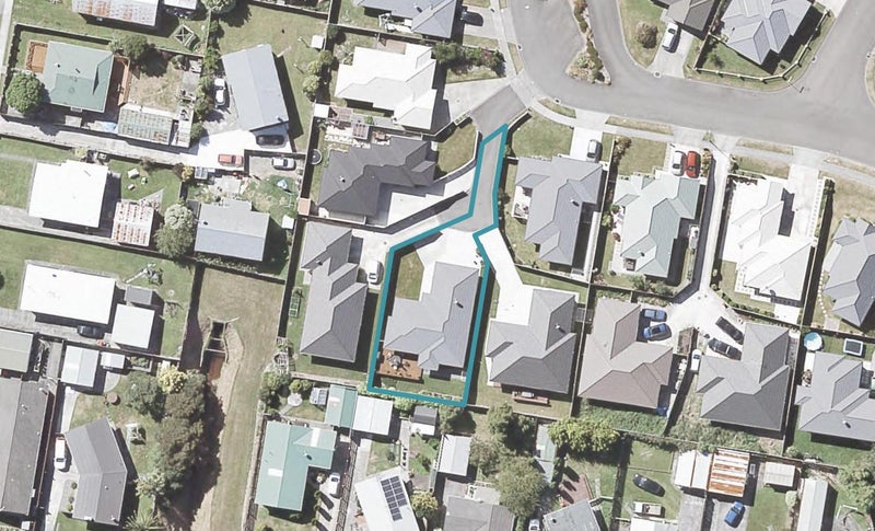 19 Sun Valley Grove, Wainuiomata, Lower Hutt - Carousel 1