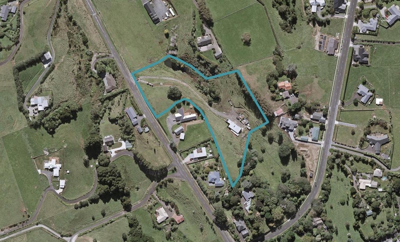 379 Tukapa Street, Hurdon, New Plymouth - Carousel 1