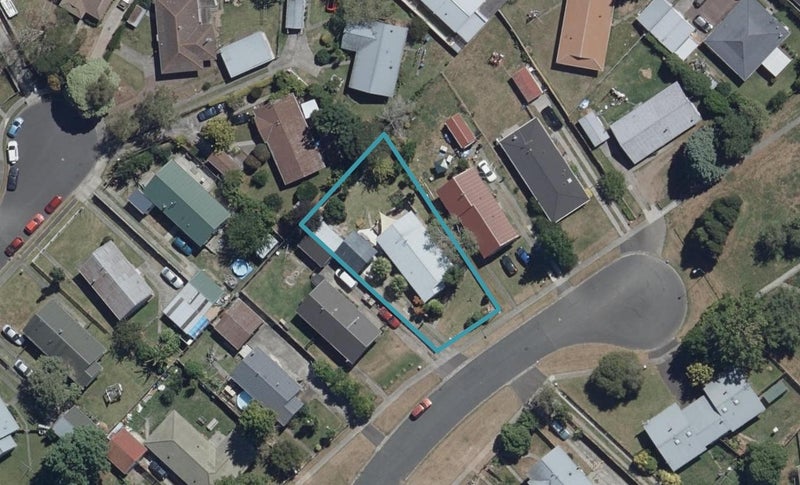 11 Bishops Lane, Nawton, Hamilton - Carousel 1