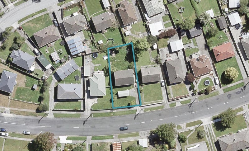 175 Waddington Drive, Naenae, Lower Hutt - Carousel 1