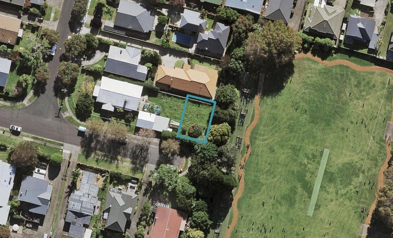 16 Ambury Avenue, Royal Oak, Auckland - Carousel 1