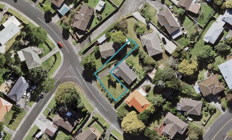 68A Donovan Avenue, Massey, Auckland - Carousel 1