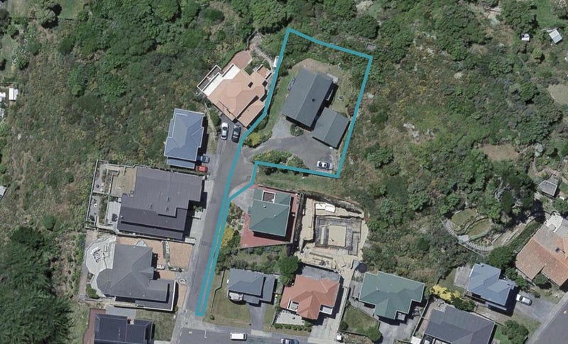 12 Birkhall Grove, Strathmore Park, Wellington - Carousel 1