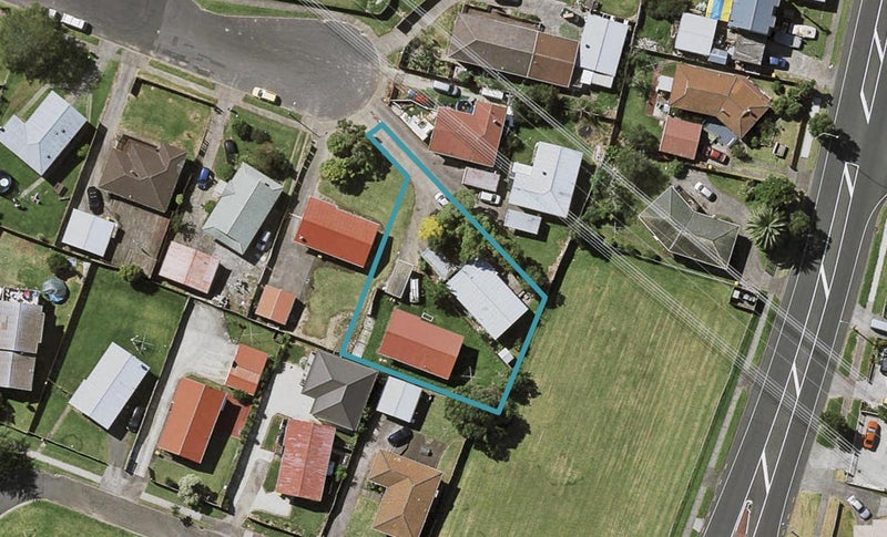 1/22 Darnell Crescent, Clover Park, Auckland - Carousel 1