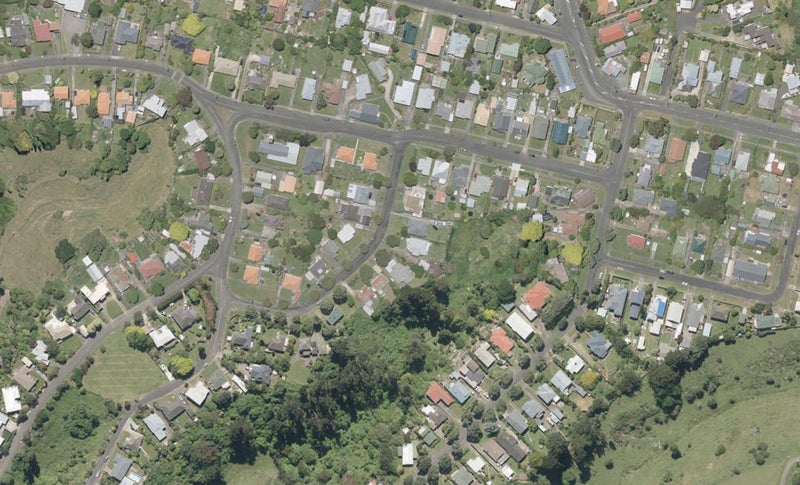 34 Hutchison Crescent, Durie Hill, Whanganui - Carousel 1