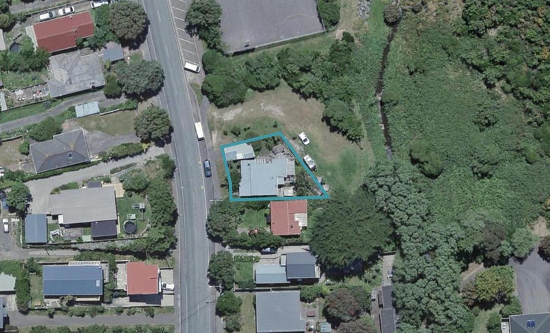 94 Happy Valley Road, Owhiro Bay, Wellington - Carousel 1