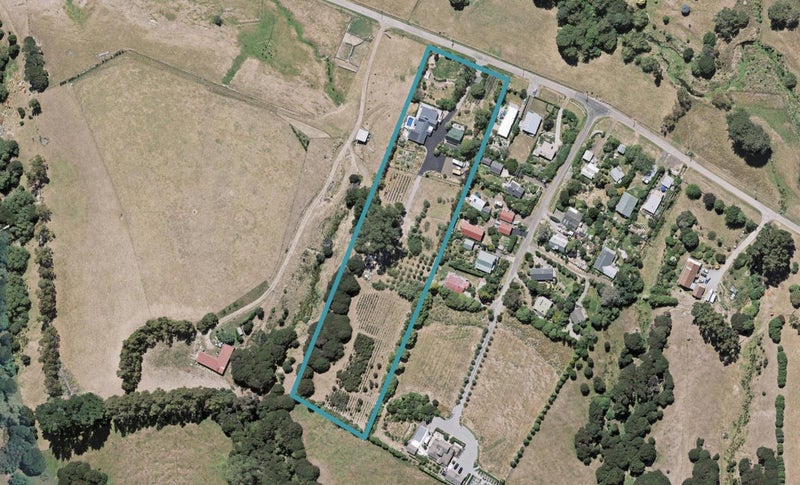 46 Takamatua Valley Road, Takamatua, Akaroa - Carousel 1