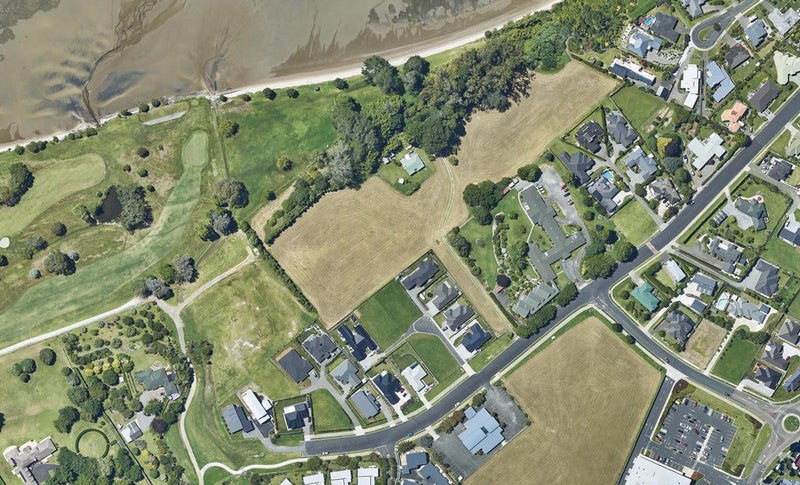 190 Hamurana Road, Omokoroa, Ōmokoroa - Carousel 1