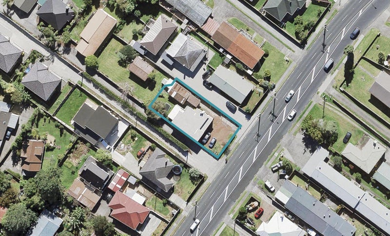 29 West Coast Road, Glen Eden, Auckland - Carousel 1