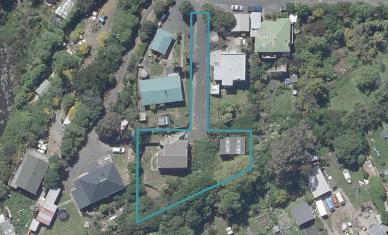 12 McIntosh Road, Brighton, Dunedin - Carousel 1