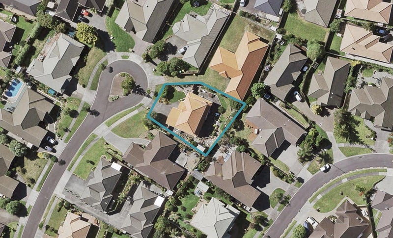 15 Keenagh Rise, Dannemora, Auckland - Carousel 1