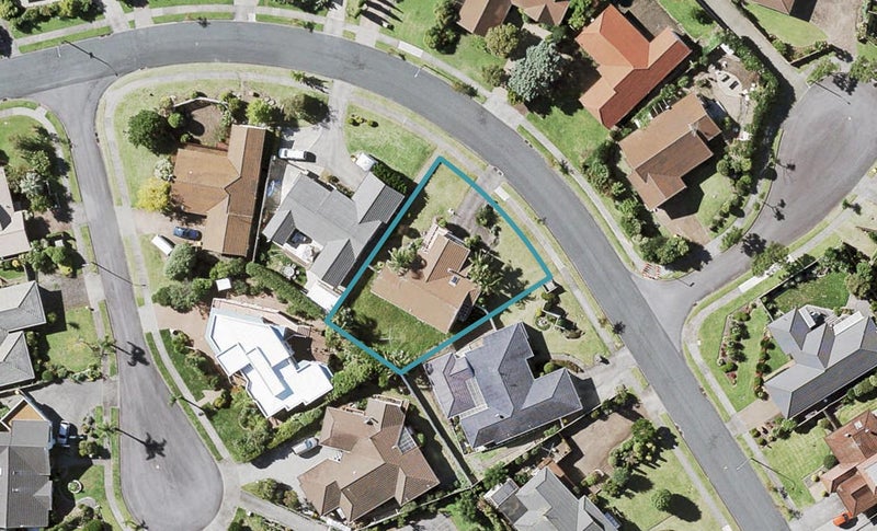 34 Oliver Road, Eastern Beach, Auckland - Carousel 1