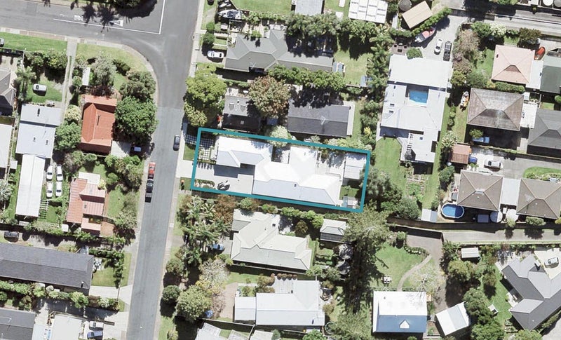 81 The Circle, Manly, Whangaparaoa - Carousel 1
