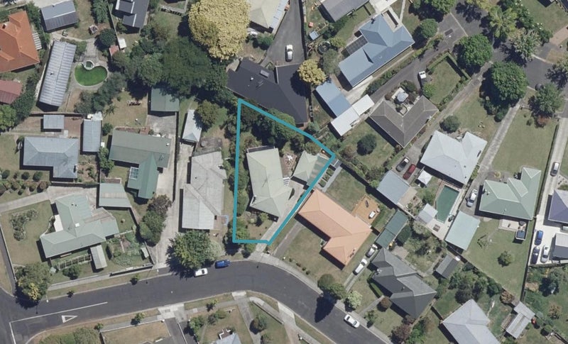 5 Garthwood Road, Hillcrest, Hamilton - Carousel 1