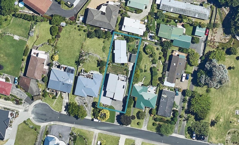 21B Rutherford Street, Otūmoetai, Tauranga - Carousel 1