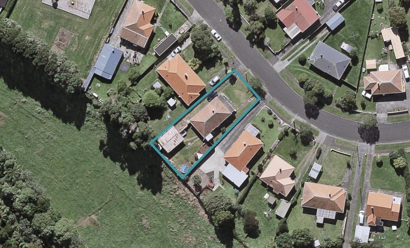 32 Drake Street, Vogeltown, New Plymouth - Carousel 1