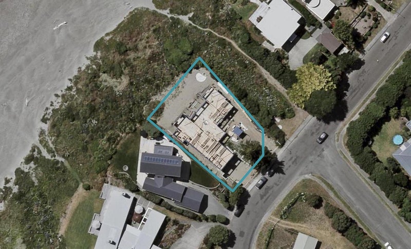 65 Field Way, Waikanae Beach, Waikanae - Carousel 1