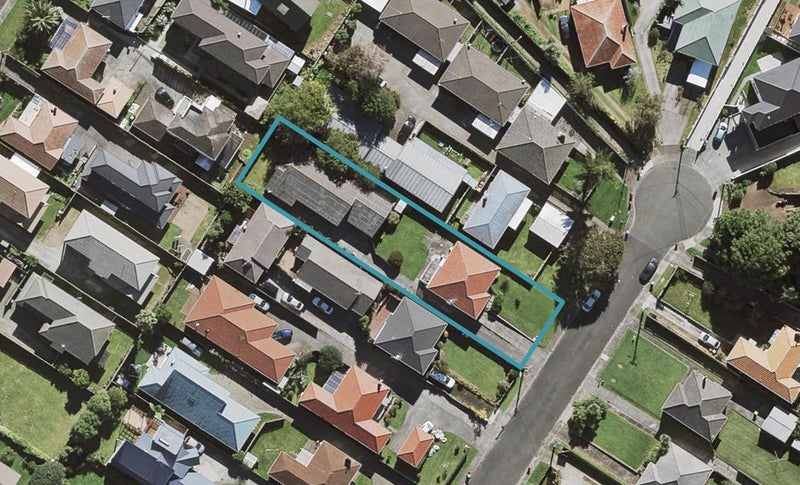 14A Clinker Street, Three Kings, Auckland - Carousel 1