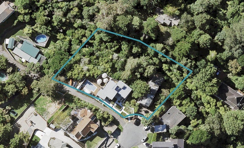 2/18 Fenton Terrace, Cockle Bay, Auckland - Carousel 1