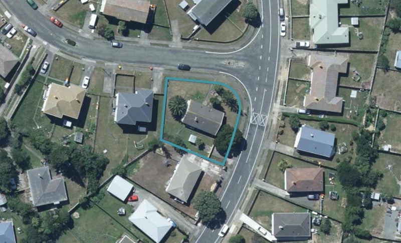63 Corinna Street, Waitangirua, Porirua - Carousel 1