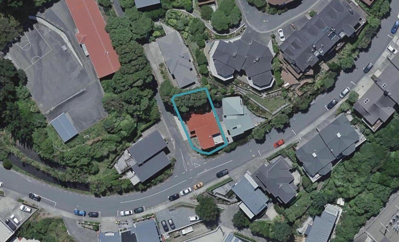 7 Cameron Street, Kaiwharawhara, Wellington - Carousel 1