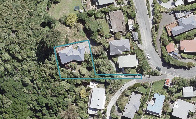 11A Titiro Moana Road, Korokoro, Lower Hutt - Carousel 1