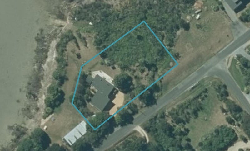 39 Parapara Beach Road, Takaka - Carousel 1
