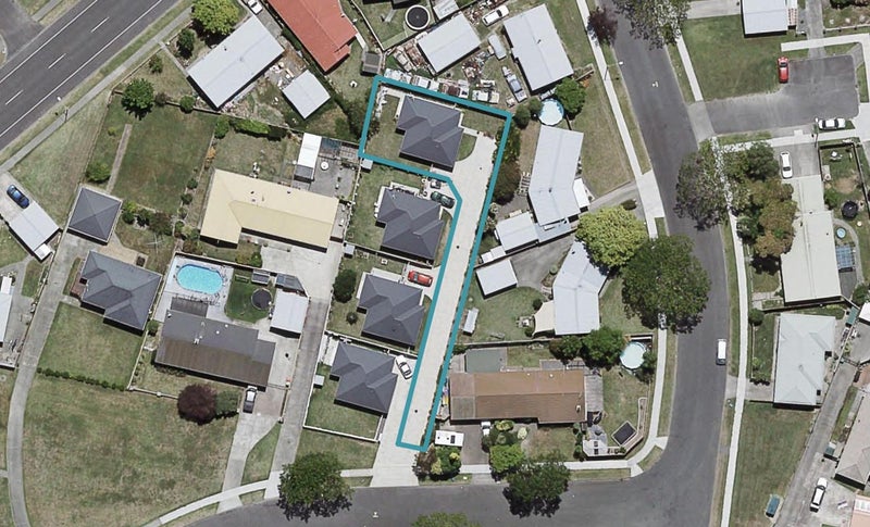 4C Ryan Crescent, Greenmeadows, Napier - Carousel 1