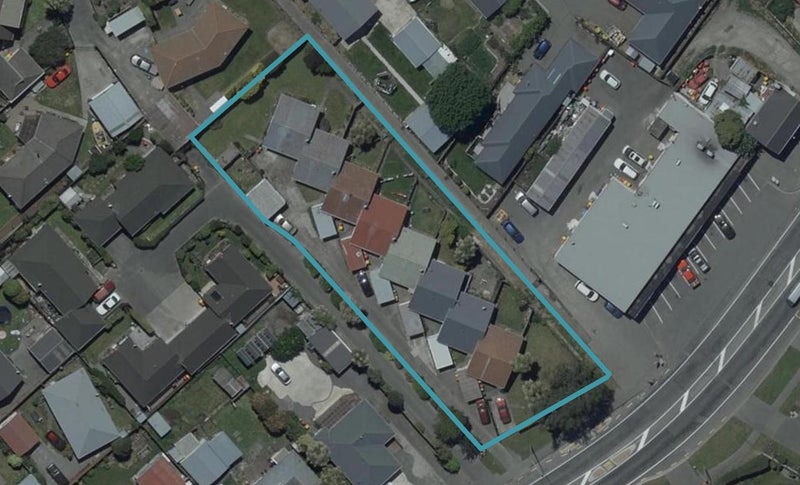 1/72 Springs Road, Hornby, Christchurch - Carousel 1